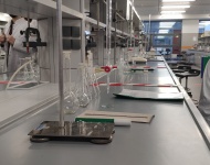 Zajęcia laboratoryjne na Wydziale Chemii UAM