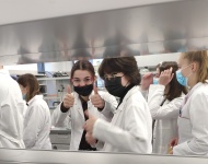 Zajęcia laboratoryjne na Wydziale Chemii UAM